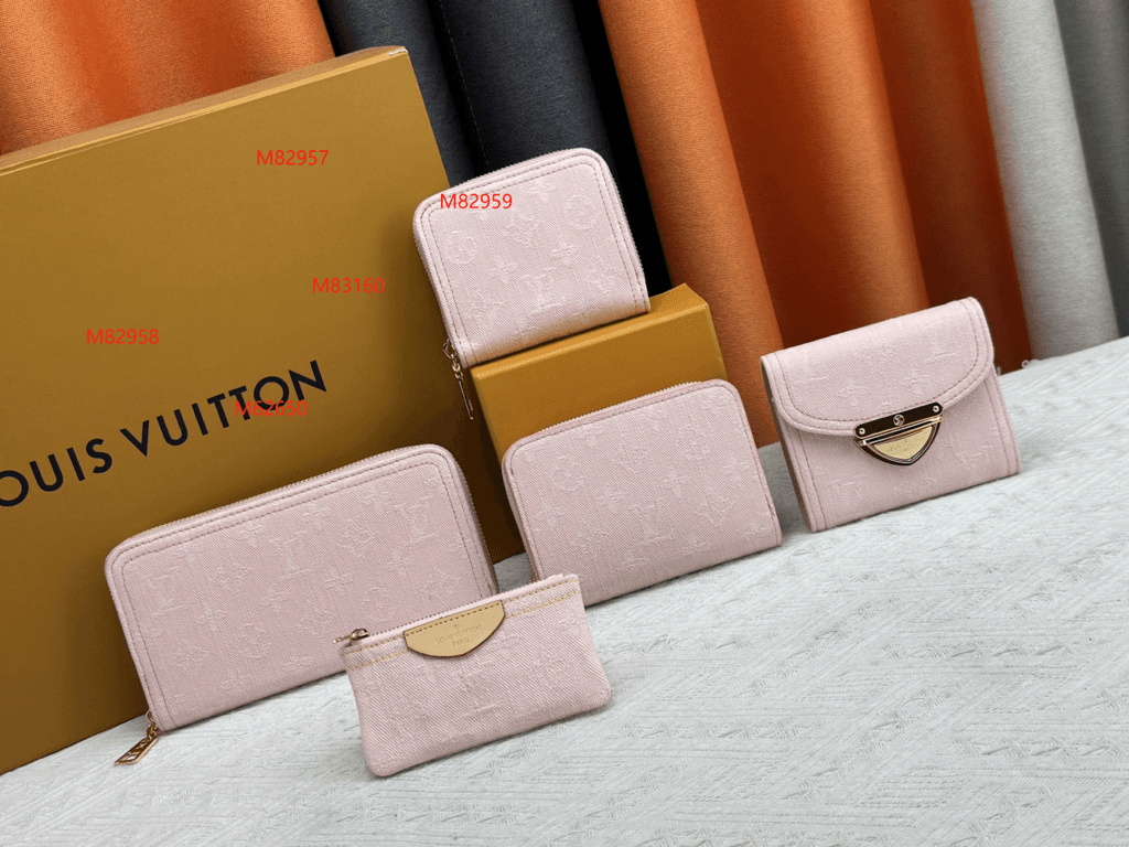 Louis Vuitton M82958 Pink Monogram Zippy Wallet
