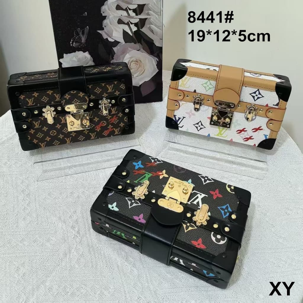 Louis Vuitton 8441 Classic Monogram Trunk Clutch Bag