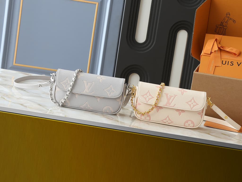 Louis Vuitton Monogram Empreinte Bicolor Easy Pouch